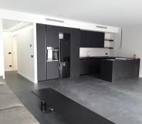 Construction & Renovation Experts

With over 30 ye..