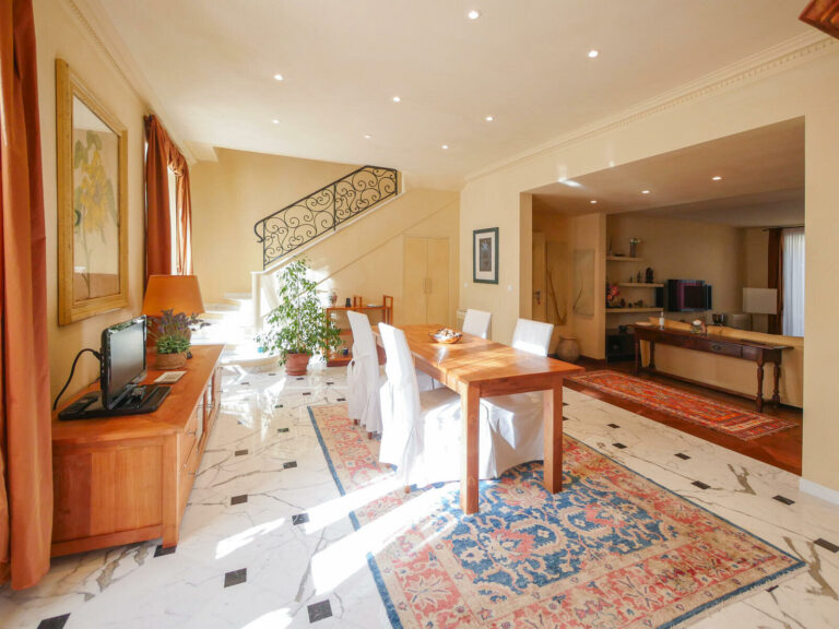 For Sale – Monaco-Ville – Triplex with Terrace – F..