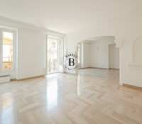 FOR SALE – 3-BEDROOM FLAT TO RENOVATE | TERRACE | ..