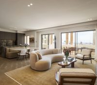 SEASIDE PLAZA – ELEGANT 3-BEDROOM WITH SEA & PORT ..