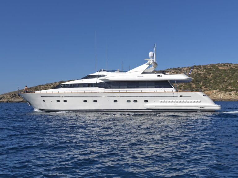 Yacht Charter – M/Y MARTINA
An impressive 30.7m Fa..
