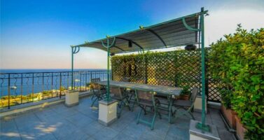 FOR SALE – PENTHOUSE WITH PANORAMIC VIEWS IN MONTE..