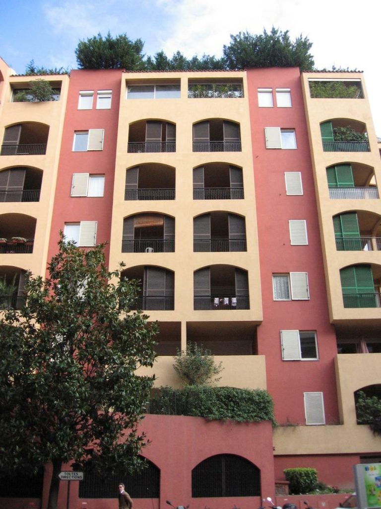 FOR SALE – OFFICE / COMMERCIAL PREMISES IN FONTVIE..