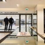 vitrine-vue-de-l-interieur-2-1736767049