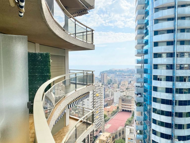 FOR SALE – MAGNIFICENT STUDIO WITH TERRACE
Résiden..