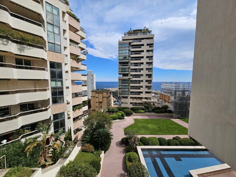 FOR SALE – BEAUTIFUL EXOTIC GARDEN APARTMENT WITH ..