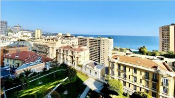 FOR SALE – MAGNIFICENT APARTMENT WITH SEA VIEW – M..