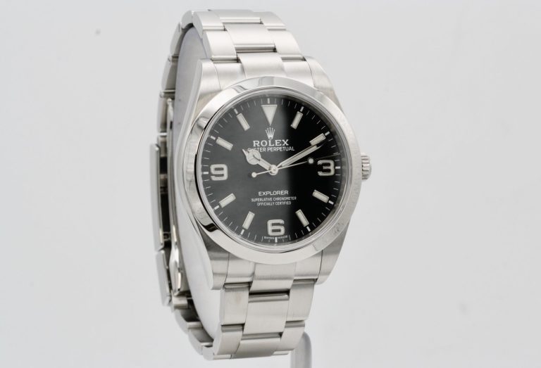 Rolex Explorer 39mm – 2012

Reference: 214270
Incl..