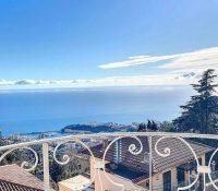 Villa for Sale - Stunning Sea View