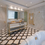 049-photopetit-140323-1679310793