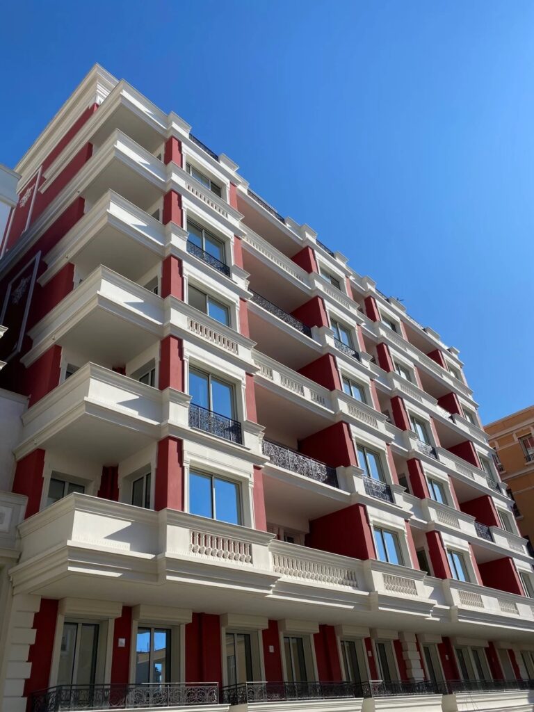 FOR SALE – MONTE-CARLO – EXCEPTIONAL TOWNHOUSE WIT..