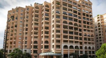 FOR SALE – FONTVIEILLE – LUXURY 2-BEDROOM APARTMEN..