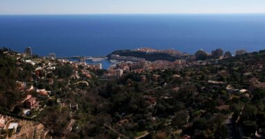 FOR SALE – LA TURBIE – CHARMING VILLA WITH POOL AN..