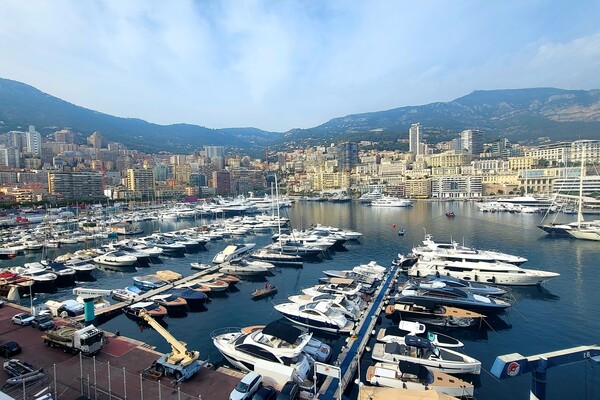 FOR RENT – PORT – 2-BEDROOM APARTMENT WITH PORT AN..