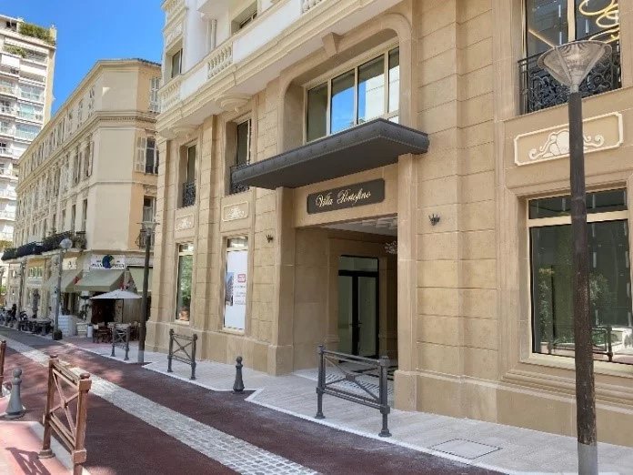 FOR SALE – LA CONDAMINE – 3-BEDROOM APARTMENT IN V..