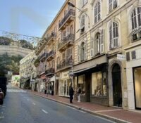 RIGHT TO LEASE FOR SALE