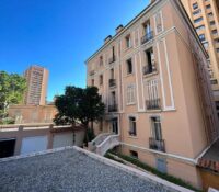 FOR SALE – LARVOTTO – RENOVATED 4-ROOM FAMILY APAR..