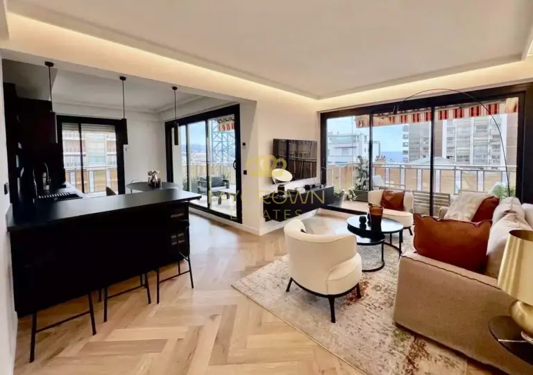 FOR SALE – MONTE-CARLO – RENOVATED 2-BEDROOM IN BU..