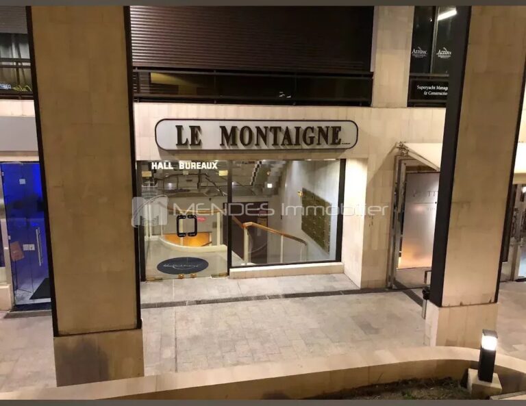 FOR SALE – CARRÉ D’OR – PARKING SPACE

Price: €400..