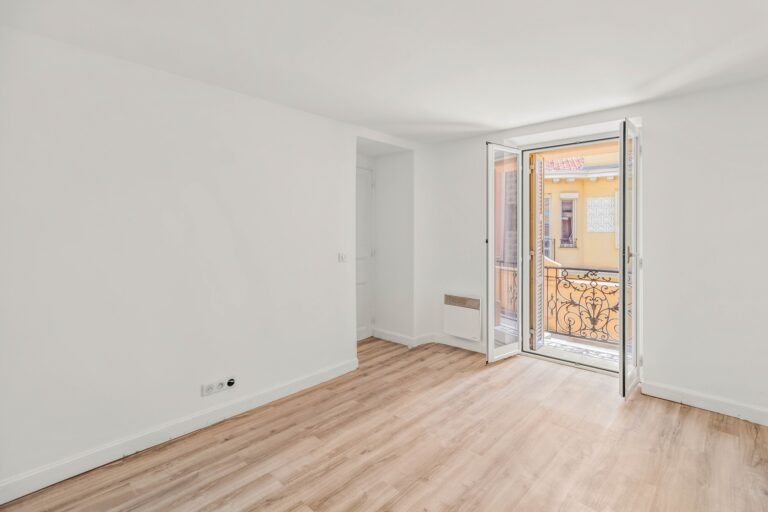 FOR SALE – MONTE-CARLO – 1-BEDROOM APARTMENT WITH ..