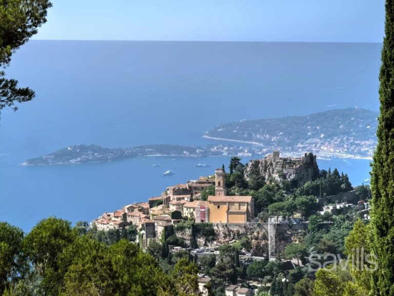 Charming provencal villa with panoramic sea view
