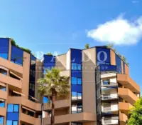 FOR SALE – CARRÉ D’OR – PRIME MIXED-USE PROPERTY
P..