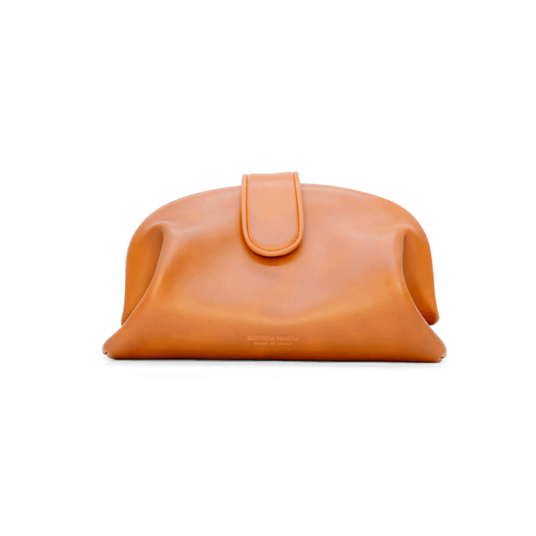 BOTTEGA VENETA – Maxi Lauren 1980 Clutch

Price: €..