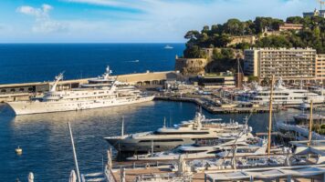 FOR RENT – PORT HERCULE – RENOVATED 2-BEDROOM APAR..
