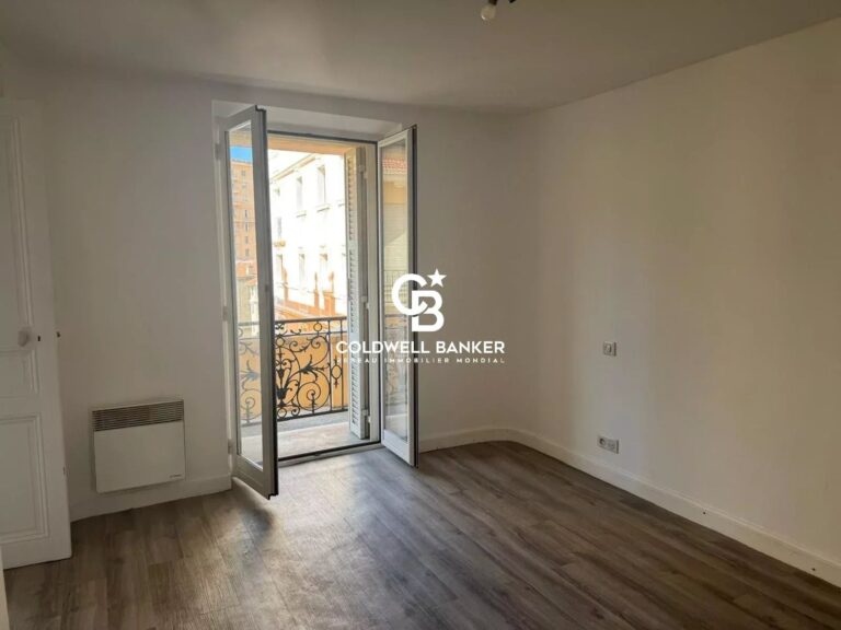 For Sale: 2-Room Apartment Near Monaco Train Stati..