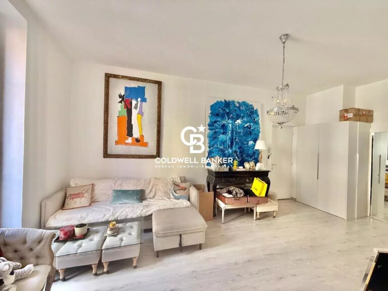 Apartment 2 rooms for sale in Monaco