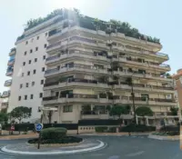 FOR RENT – MONEGHETTI – FURNISHED STUDIO WITH PRIVATE GARDEN – BEVERLY PALACE