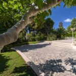Secure domain with sea view and landscaped garden – Gallery 7