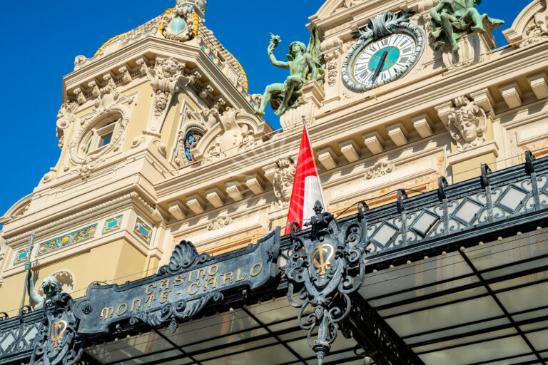 FOR SALE – MONTE-CARLO – 2-BEDROOM APARTMENT TO RE..