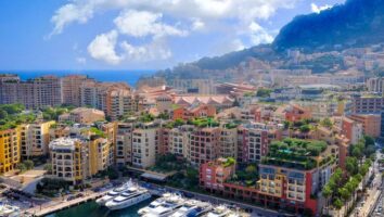 FOR SALE – FONTVIEILLE – BEAUTIFUL 4-ROOM APARTMEN..