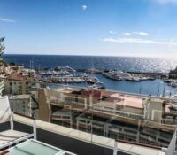 FOR SALE – PENTHOUSE – 5-BEDROOM APARTMENT WITH PA..
