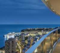 Full-floor Apartment in Tour Odeon