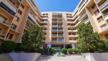 FOR SALE – MONTE-CARLO – CHARMING 2-BEDROOM APARTM..