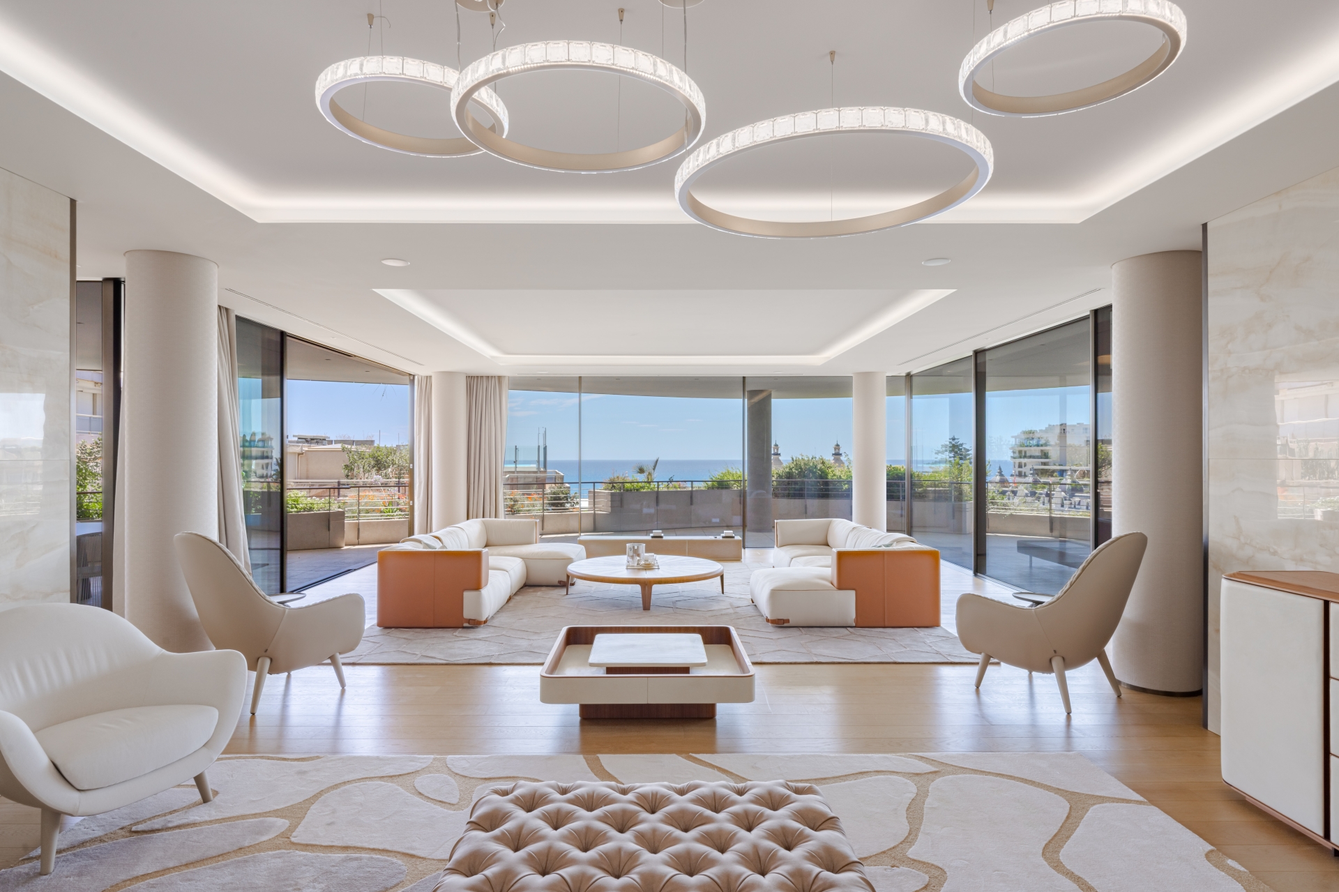 FOR RENT – MONTE CARLO – EXCEPTIONAL 6+ ROOM APART..