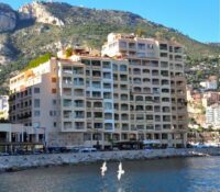 FOR RENT – FONTVIEILLE – SPACIOUS STUDIO WITH LOGG..