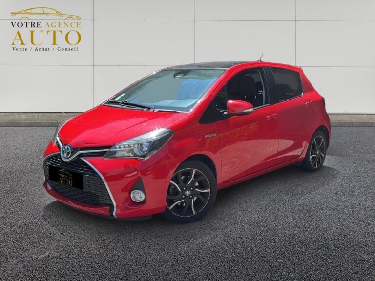 TOYOTA YARIS III HYBRIDE 100H E-CVT COLLECTION PHA..