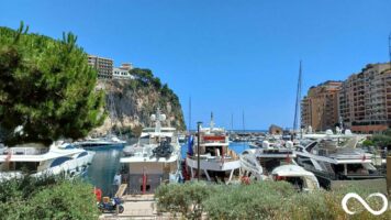 FOR SALE – FONTVIEILLE – PANORAMIC SEA & PORT VIEW..