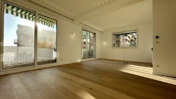 FOR SALE – JARDIN EXOTIQUE – FULLY RENOVATED 4-ROO..