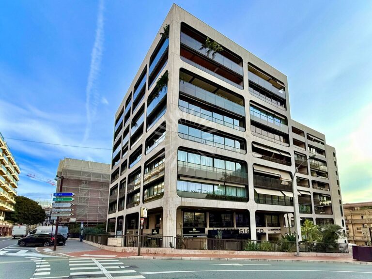 FOR SALE – CARRÉ D’OR – PARKING SPACE IN LE MONTAI..