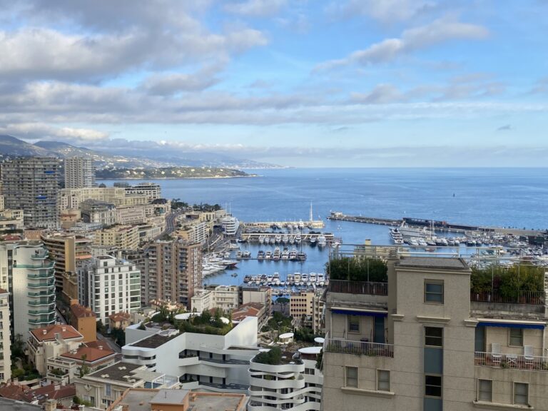 FOR SALE – JARDIN EXOTIQUE – 2-BEDROOM APARTMENT W..
