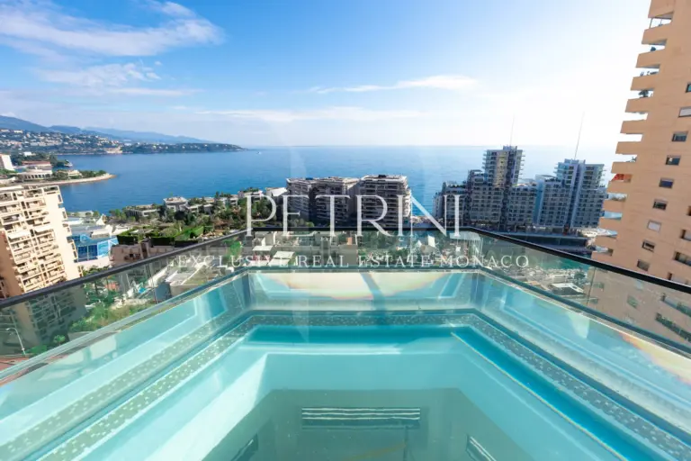 FOR SALE – CARRÉ D’OR – TRIPLEX PENTHOUSE WITH PRI..