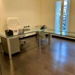 local-winte-palace-bureau-3-1736247220