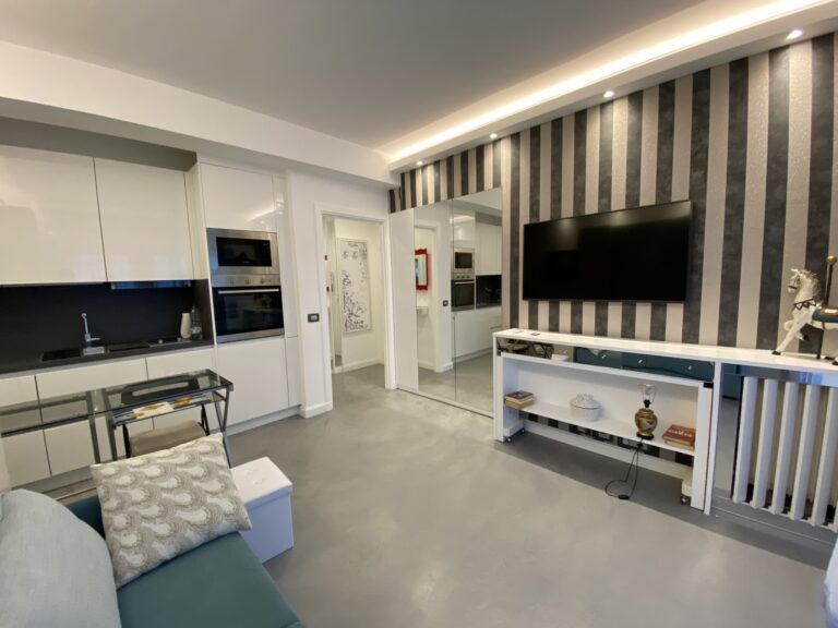 FOR SALE – MONACO – FULLY REFURBISHED STUDIO
Price..