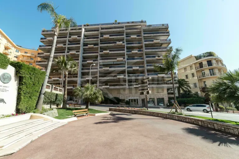 FOR RENT – JARDIN EXOTIQUE – SPACIOUS CELLAR
Price..