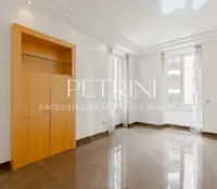 FOR SALE – MONTE-CARLO – ELEGANT OFFICE IN LES LIE..