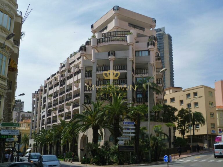 FOR SALE – CARRÉ D’OR – 2 PARKING SPACES IN MONTE ..